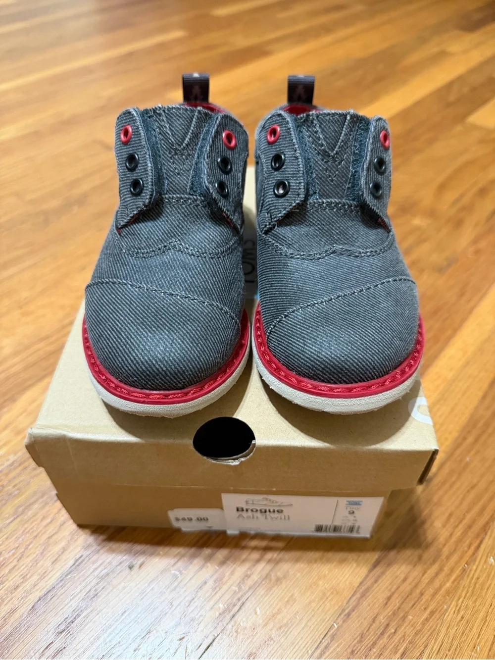 TOMS Kids Grey Canvas Brogue Shoes with Red Trim - Size 9